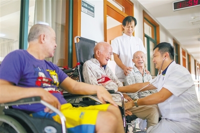 海南:完善養老服務體系 讓“夕陽”更暖更紅