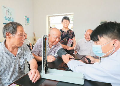覆蓋超10億人,養(yǎng)老保障網(wǎng)越織越密 小康夢(mèng)圓⑧