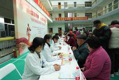共接診患者500余人次,上海長征醫院深入曹路鎮社區開展義診